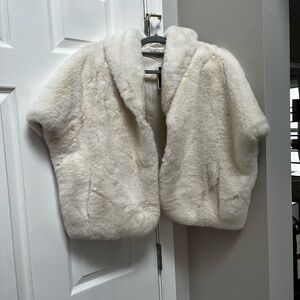 Faux fur Bridal Cape